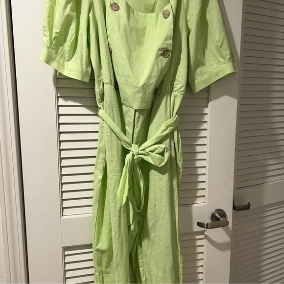 plus size ELOQUII linen lime neon green square neck puff sleeve culotte jumpsuit - Picture 2 of 8